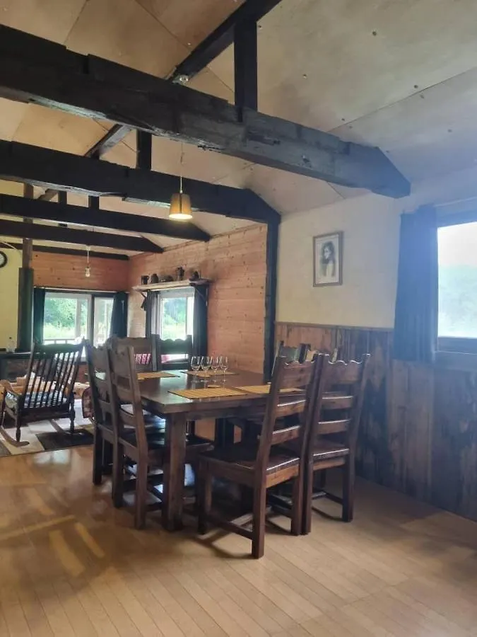 شاليه فيلا Bears House NakaNakafurano اليابان