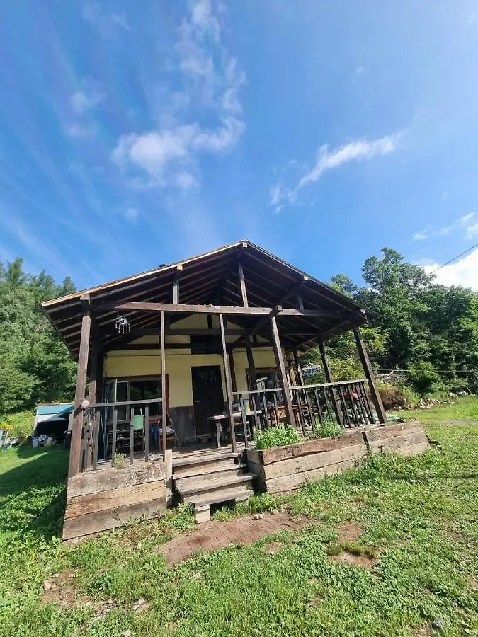 فيلا Bears House NakaNakafurano 0*, Nakafurano